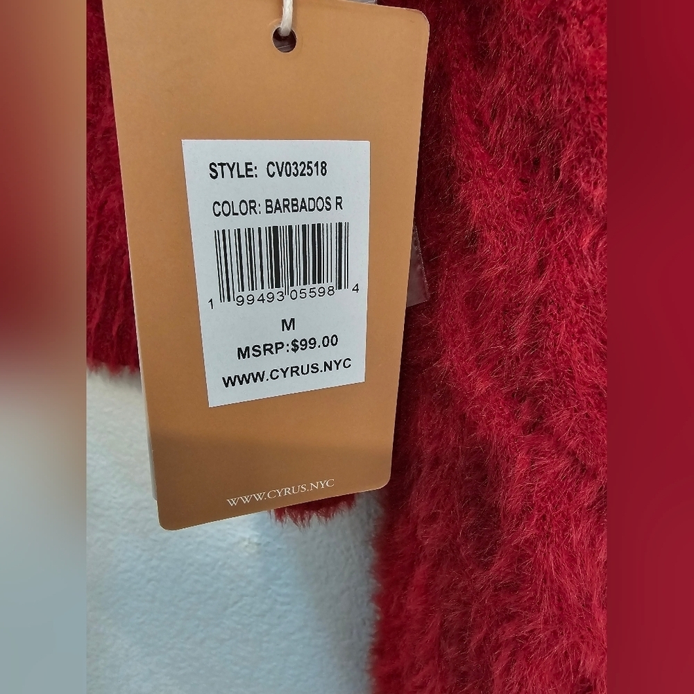 Cyrus Red Woman Sweater. - Picture 4 of 5